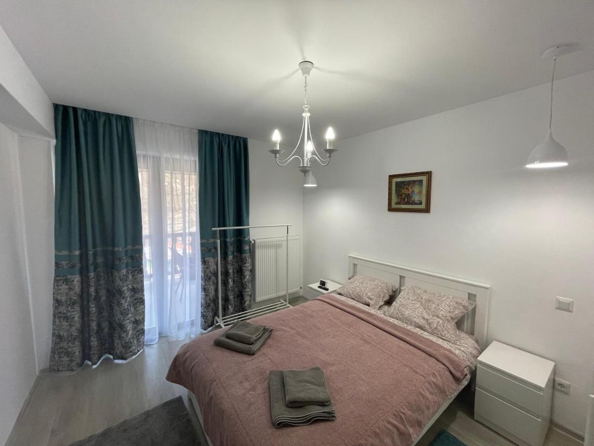 בוסטאני Castle Residence Apt. Eminescu מראה חיצוני תמונה