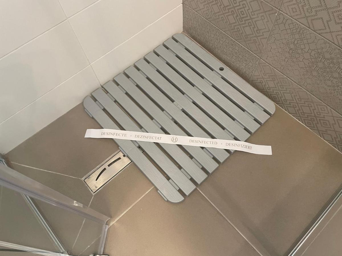 בוסטאני Castle Residence Apt. Eminescu מראה חיצוני תמונה